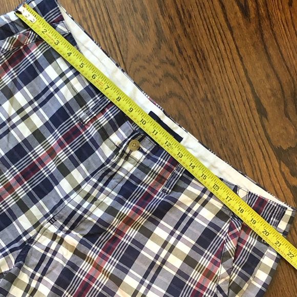 TOMMY HILFIGER Mens Navy Blue Plaid Flat Front Longer Length Chino Shorts Sz 40 - Picture 5 of 6